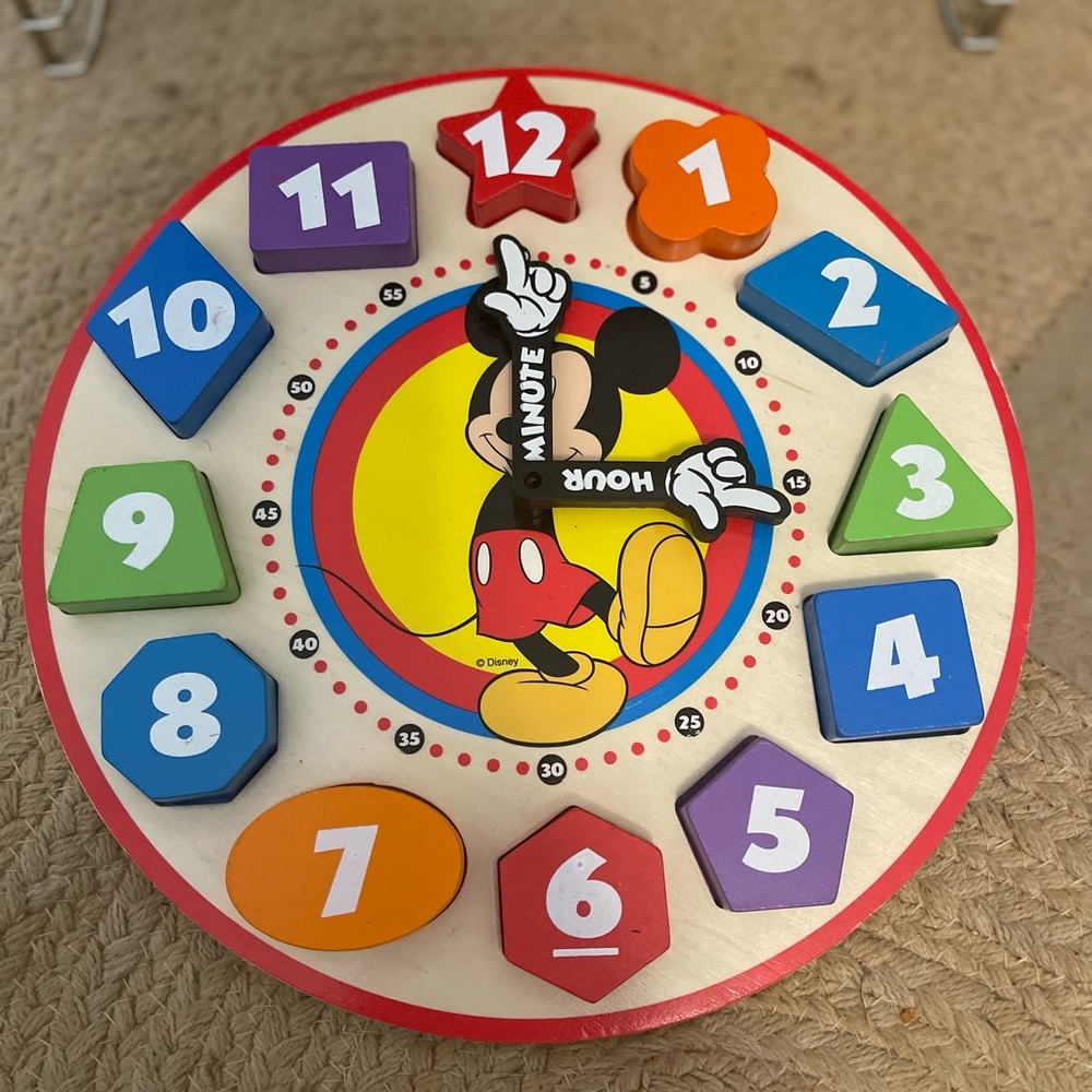 Melissa and Doug Mickey telling time with shapes clock